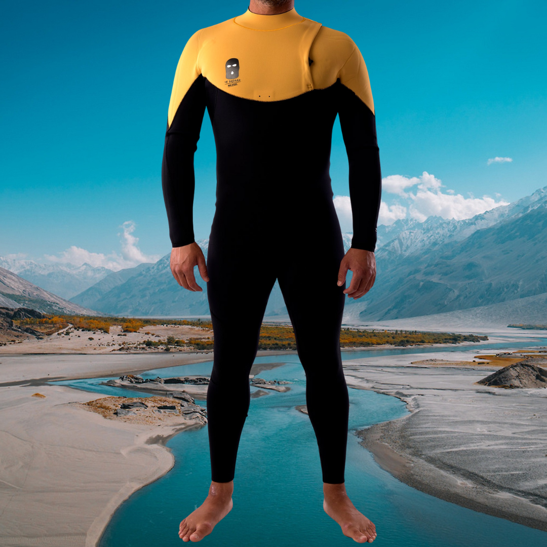 Kevlar reinforced kneepad on JANGA Bastard ZIP FREE wetsuit – extra protection for surfing