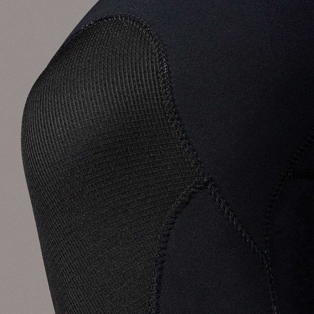 Knee construction – Women's XCEL Axis X 5/4mm wetsuit