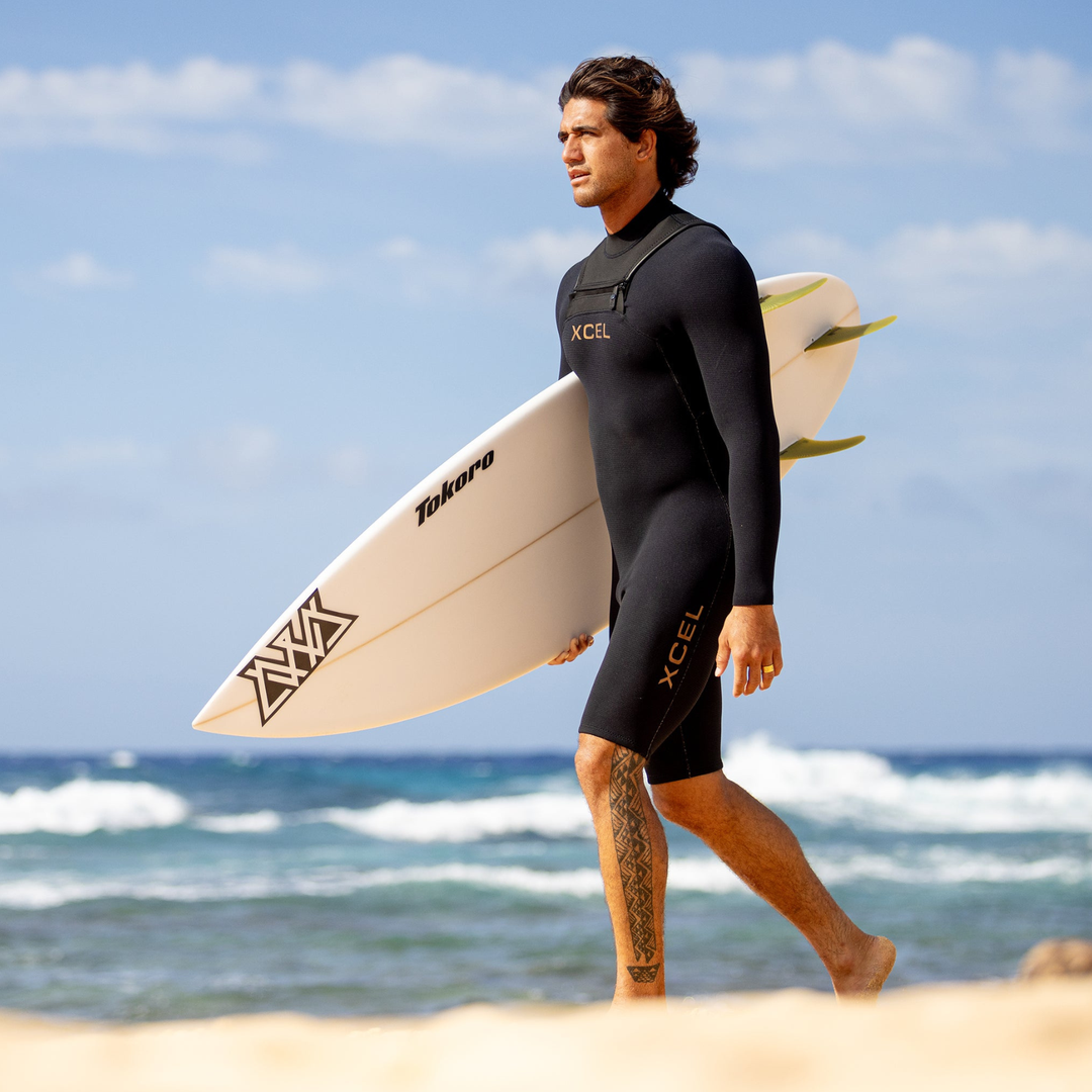 surfer wearning in Men's xcel Comp+ Long Sleeve Spring Wetsuit 2/1.5mm
SKU:ME211CP5