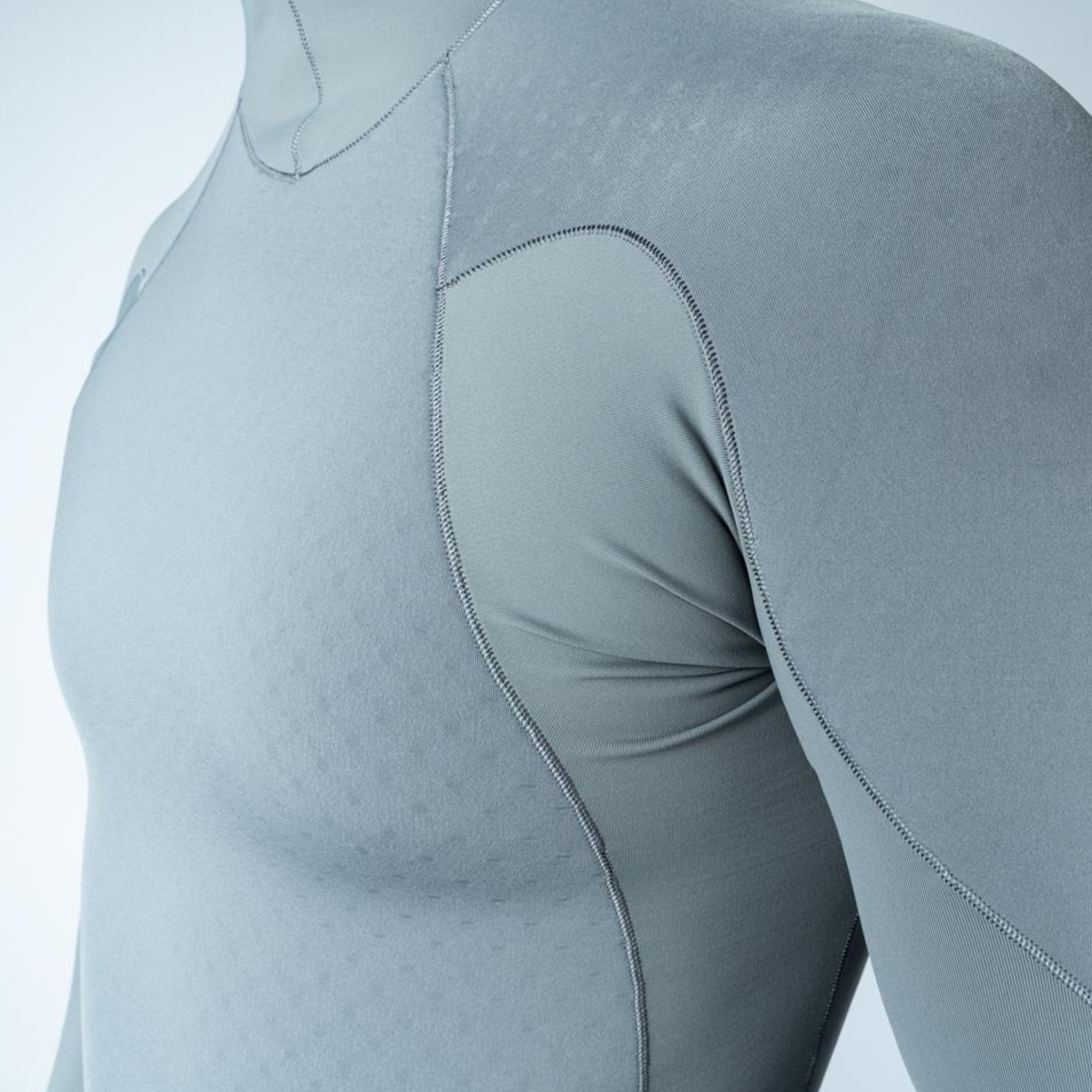 close up of Men's XCEL Comp Neostretch Hooded Long Sleeve Jacket 1/0.5mm
ME416LH5