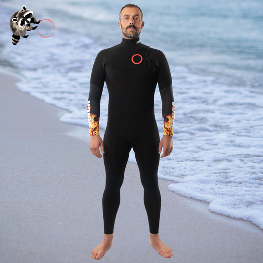 Surfer wearing Men's JANGA Firestarter 4/3mm wetsuit in cold water