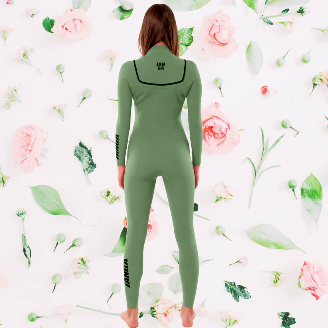 back view of women’s JANGA Frontline 4/3mm green